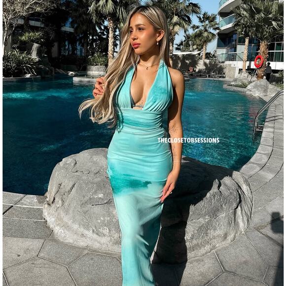 ZARA BLOGGER FAVE!!! Halter Midi Dress NWT - Picture 8 of 16